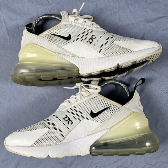 Nike Air Max 270 Women’s Size 7 Running Shoes Gray Training Sneakers AH6789-100 - Picture 1 of 7